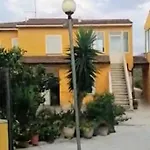 The Apricot House, Alle Porte Di Lägenhet *