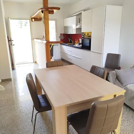 Apartment The Apricot House, Alle Porte Di