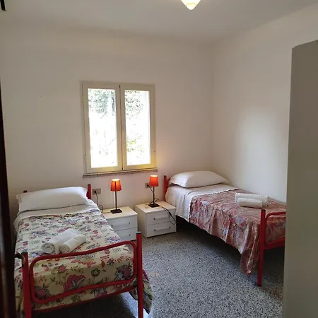 Apartment The Apricot House, Alle Porte Di